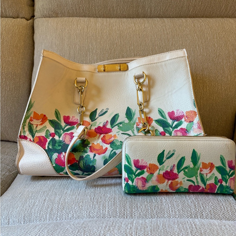 Floral Cream Tote and Wallet Set